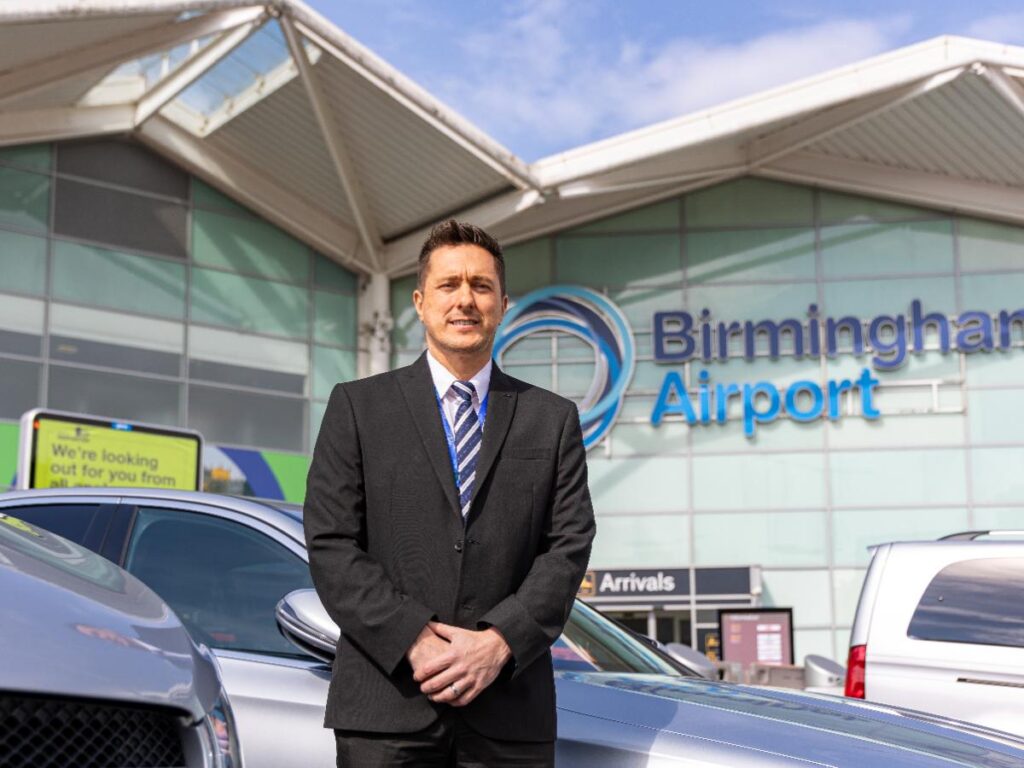 The Ultimate Guide to Chauffeur Service from Birmingham Airport to Dudley