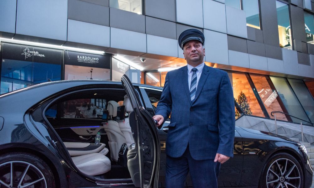 Manchester Airport Chauffeur Transfer from Birmingham